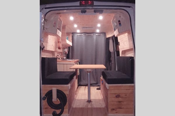 Marc-André's Nissan NV 2500 Class B
