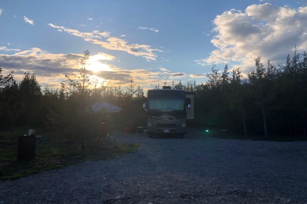 Outlaw RV's Thor Motor Coach Outlaw 37LS Class A Toy Hauler