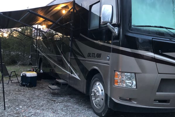 Outlaw RV's Thor Motor Coach Outlaw 37LS Class A Toy Hauler
