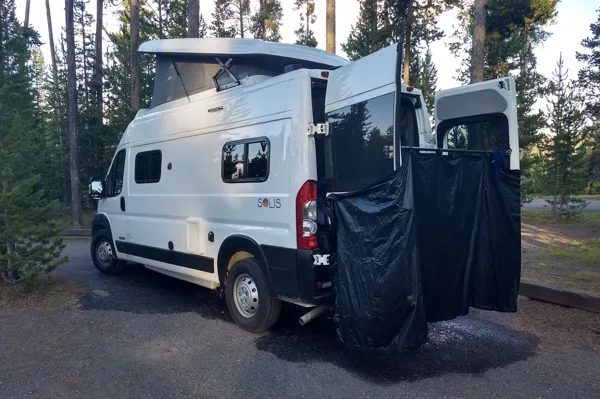 Winnebago Solis - Your Home to Roam (Winnebago Solis, 6 seatbelts, sleeps 6) - Irvine King
