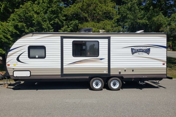 THE PLACE TO BE! Family Friendly Camping Forest River Wildwood