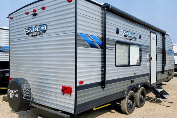 Gustavo's Forest River 241QBXL Travel Trailer 2020