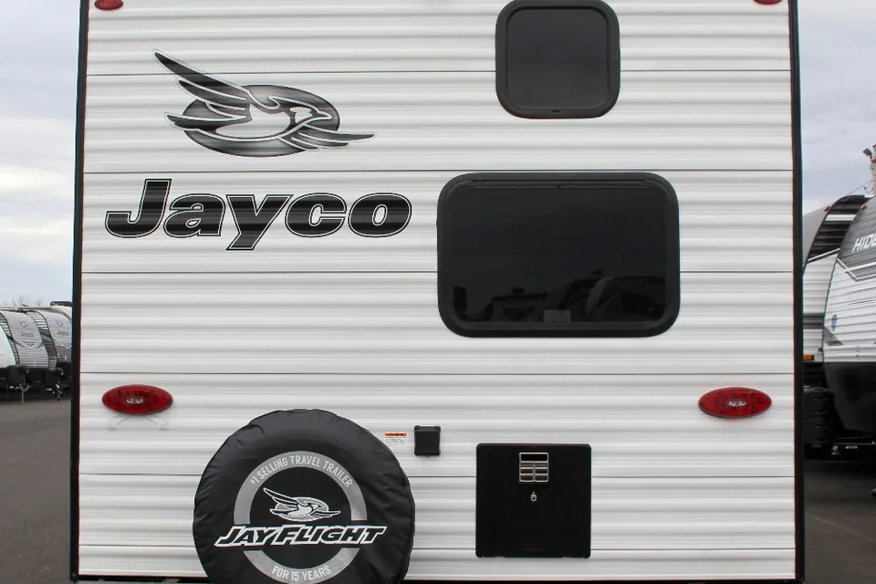 Catherine's Jayco Jay Flight SLX 224BH Travel Trailer