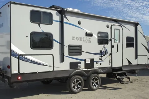 Josh's Dutchmen Kodiak Ultra Travel Trailer
