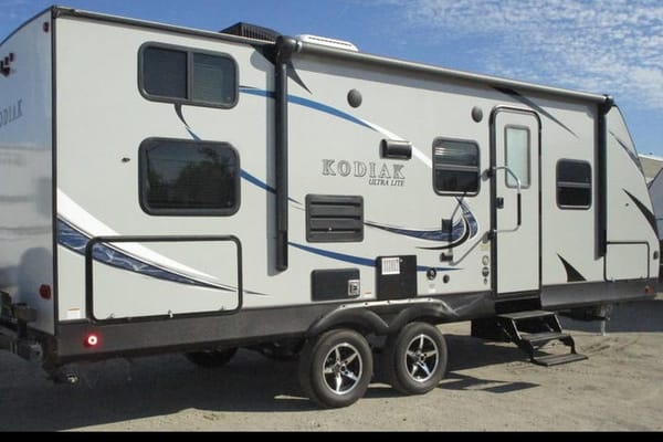 Josh's Dutchmen Kodiak Ultra Travel Trailer