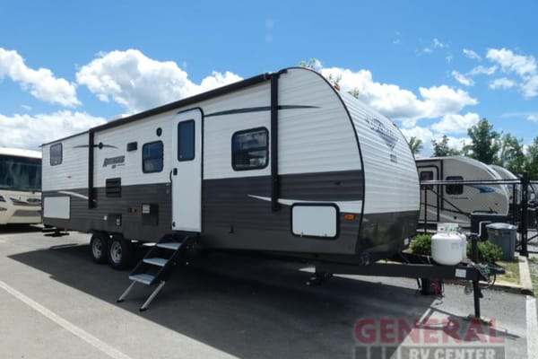 Sun Prime Time Avenger ATI Travel Trailer