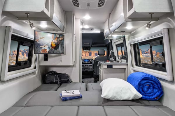 Ready to adventure! 2022 Thor Mercedes 4x4 Adventure van - 0ff-grid ready