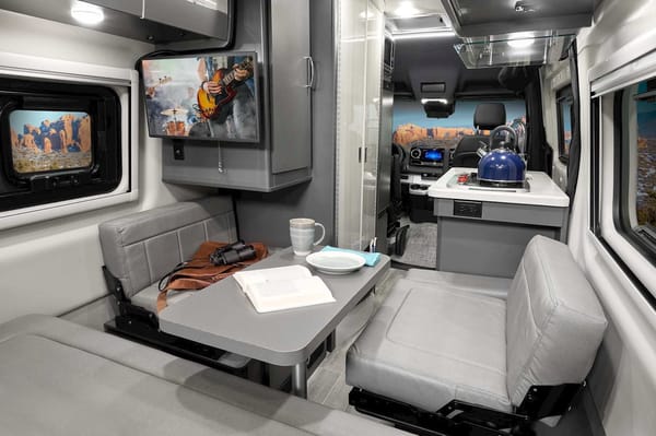 Ready to adventure! 2022 Thor Mercedes 4x4 Adventure van - 0ff-grid ready