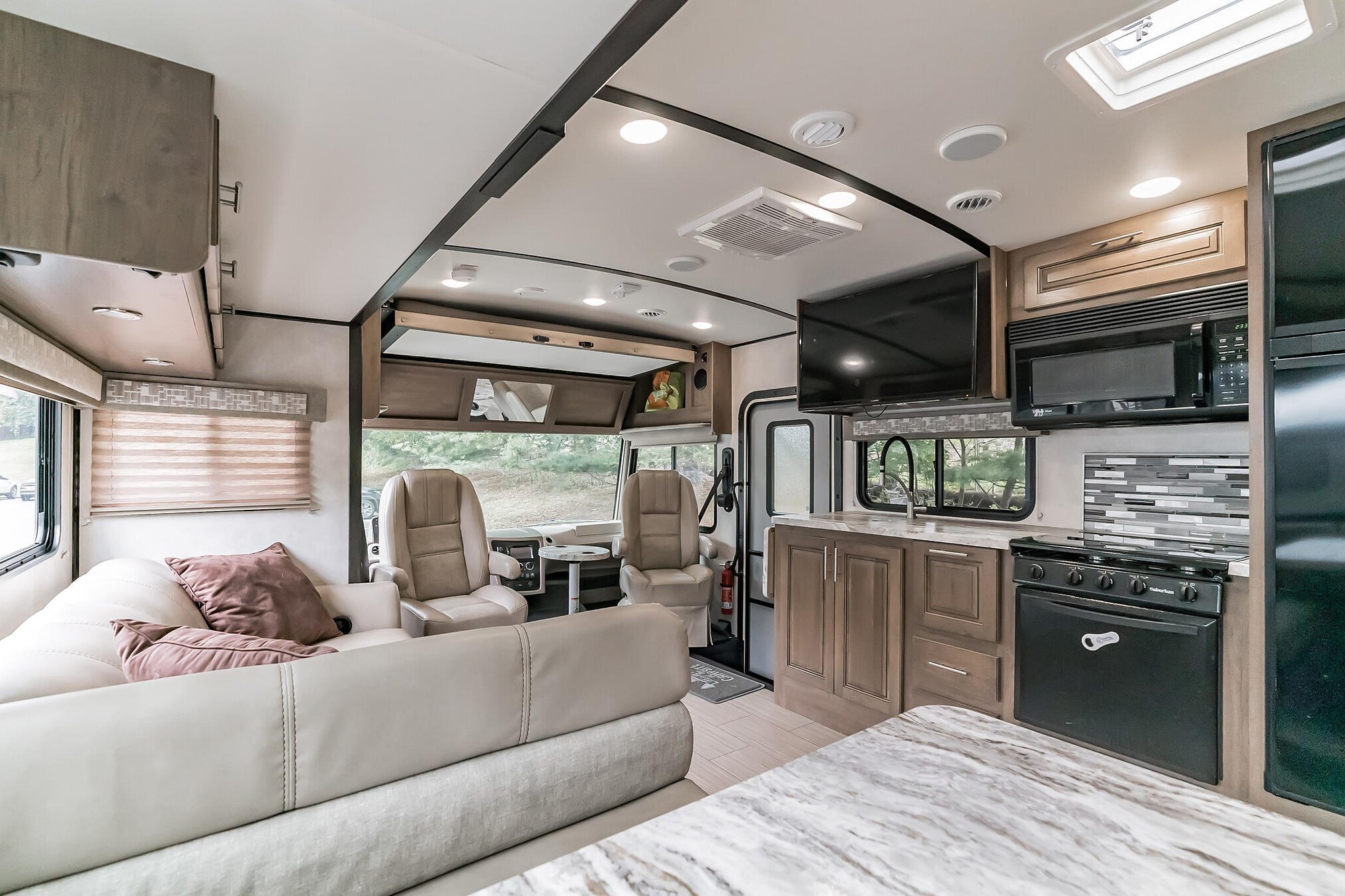 RV Francis - One of the best Class A RV's you are likely to find