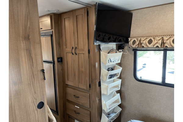 Steve's Coachmen Prism 2250LE Class C (Diesel)