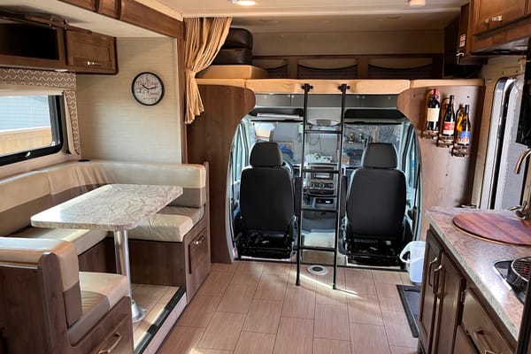Joyful Jayco Melbourne Class C