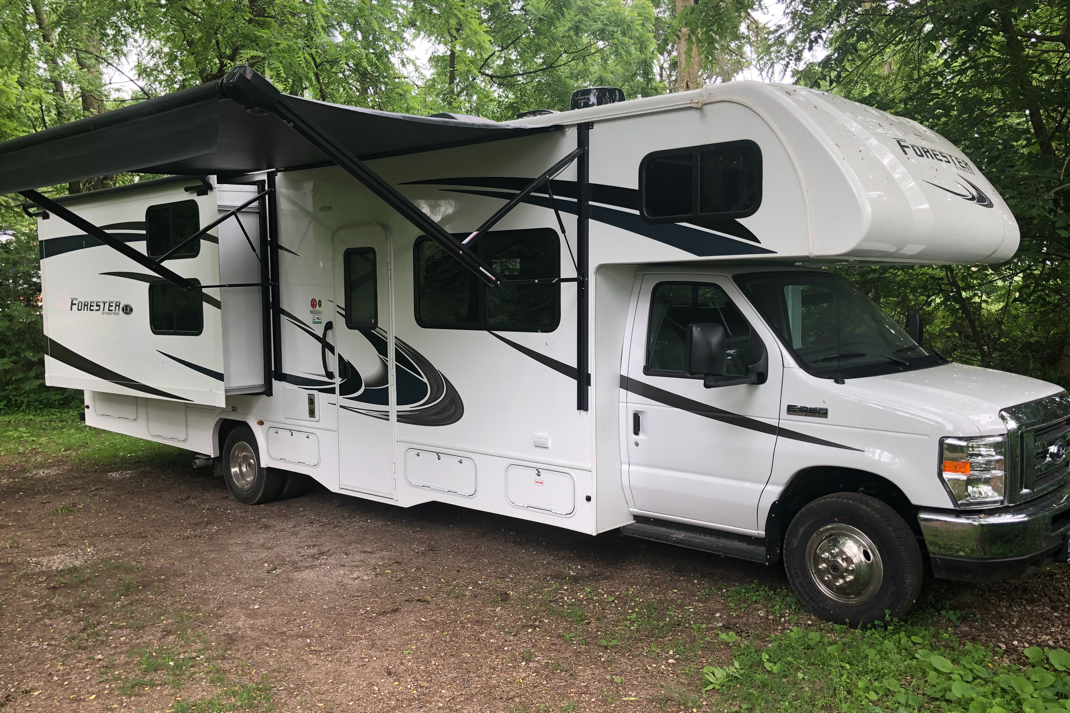 Cedarsquare's 2020 Forest River 3251LE Class C