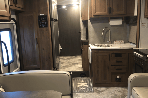 Cedarsquare's 2020 Forest River 3251LE Class C
