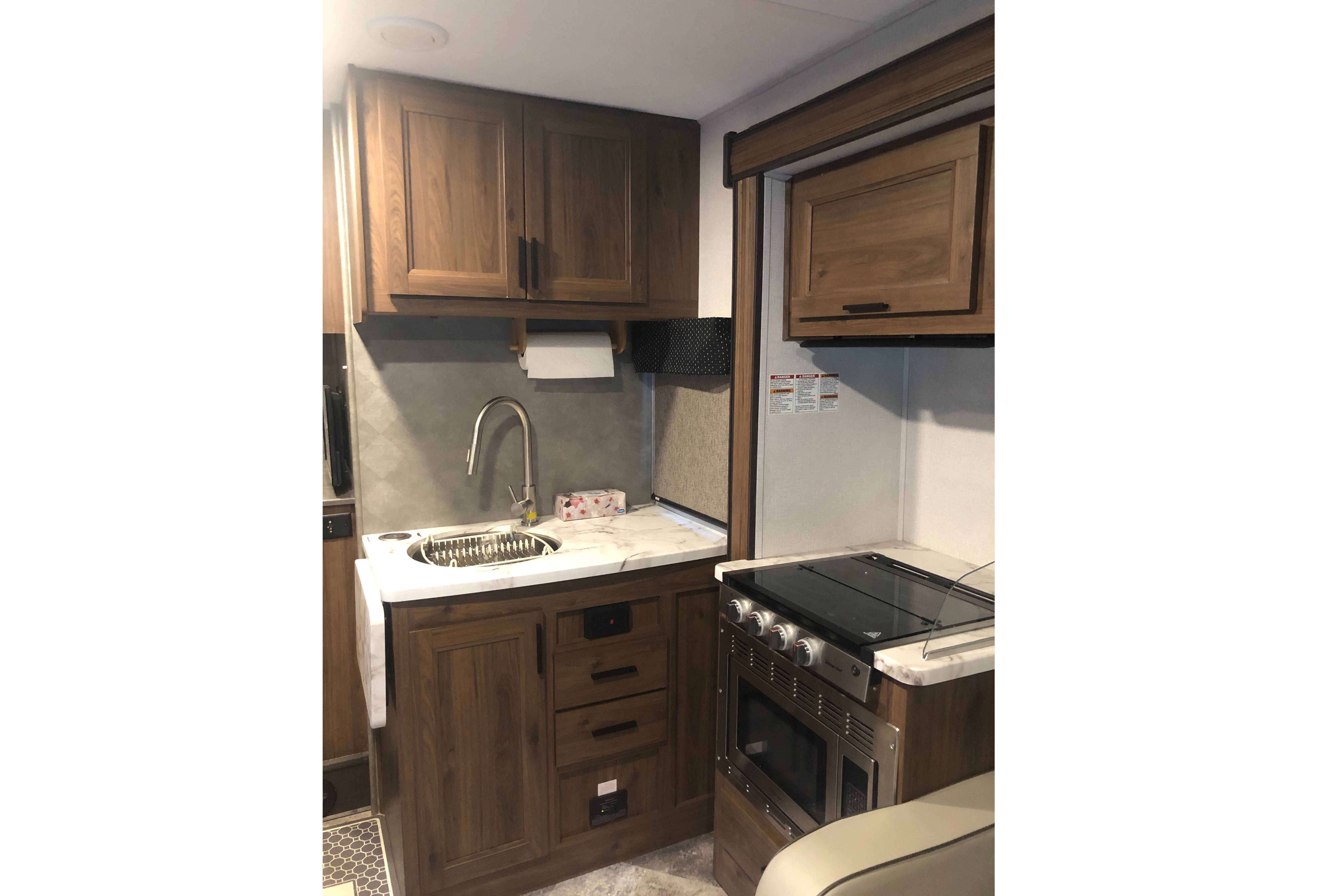Cedarsquare's 2020 Forest River 3251LE Class C