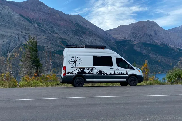 Leroy - Professionally Converted Campervan