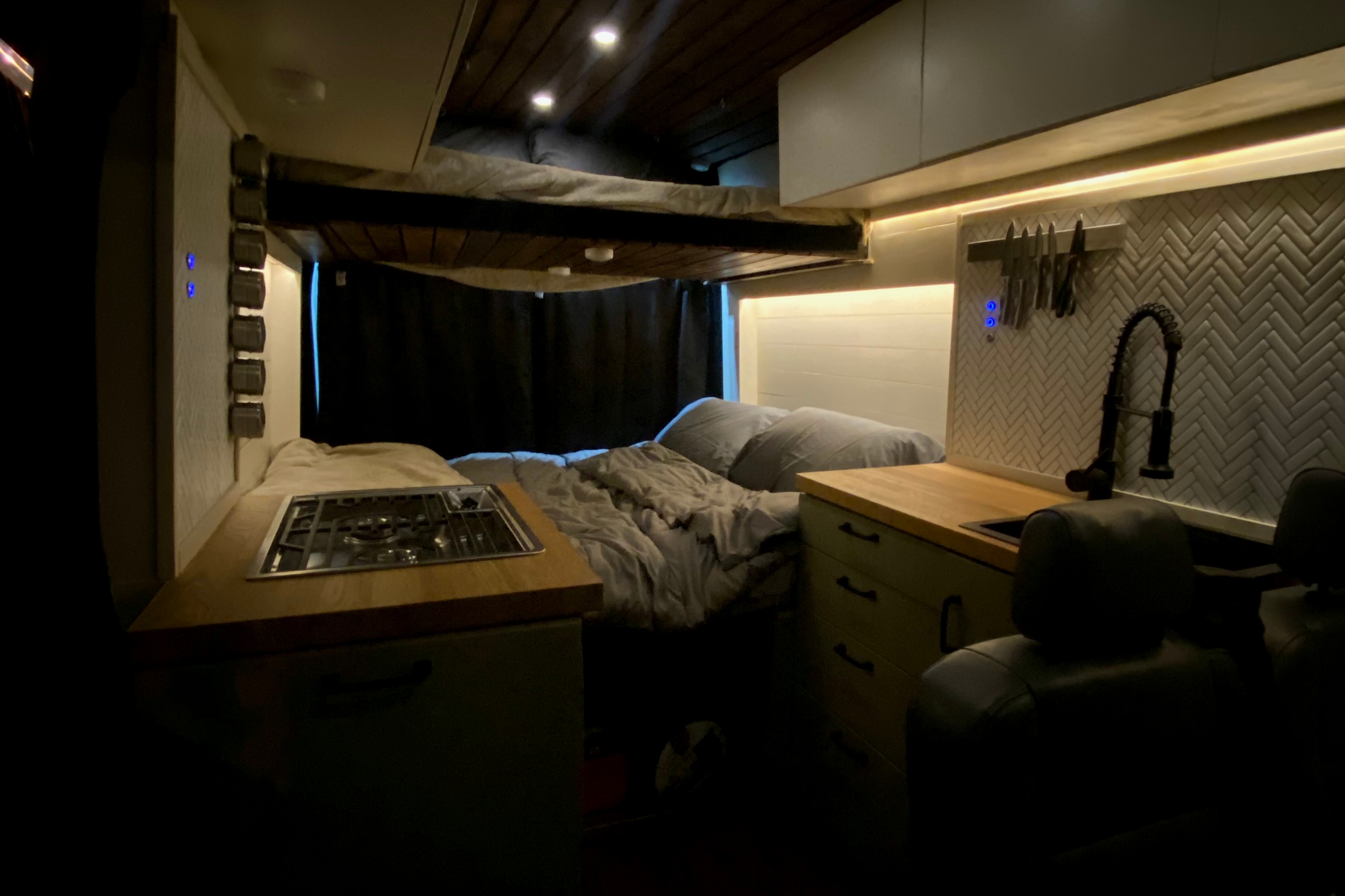 Leroy - Professionally Converted Campervan