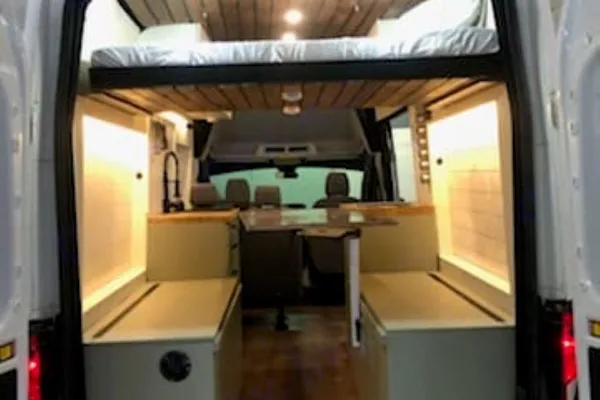 Leroy - Professionally Converted Campervan