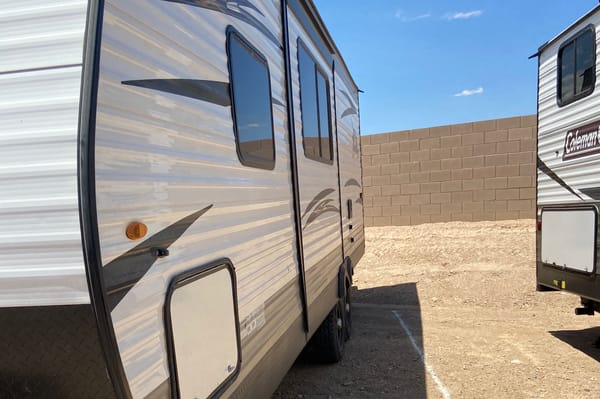 Robert's Jayco Jay flight SLX Travel Trailer