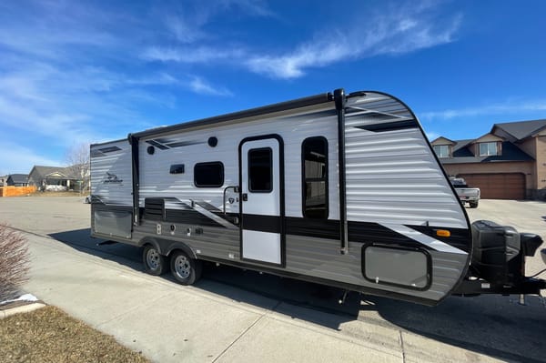 Steven's 2022 Jayco SLX 224BH Travel Trailer