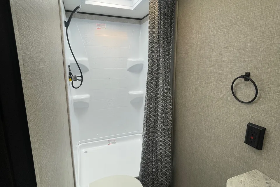 Steven's 2022 Jayco SLX 224BH Travel Trailer