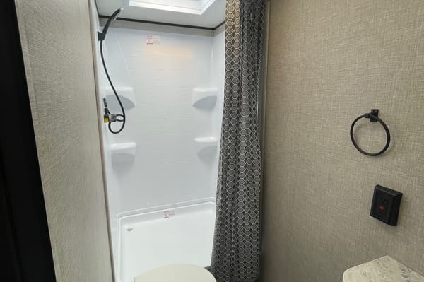Steven's 2022 Jayco SLX 224BH Travel Trailer