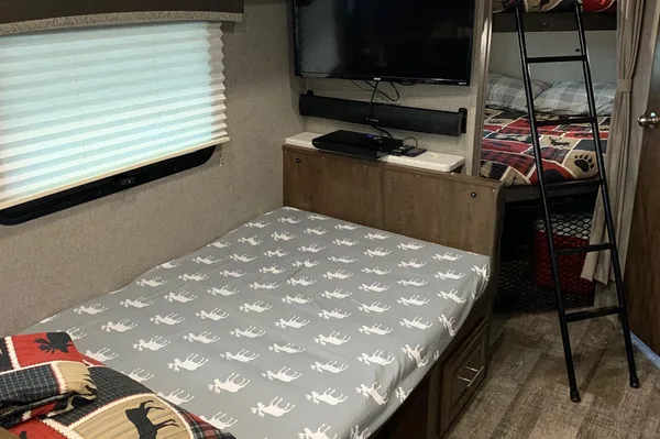 Sharley’s Lake Escape Forest River Rockwood Mini Lite Travel Trailer