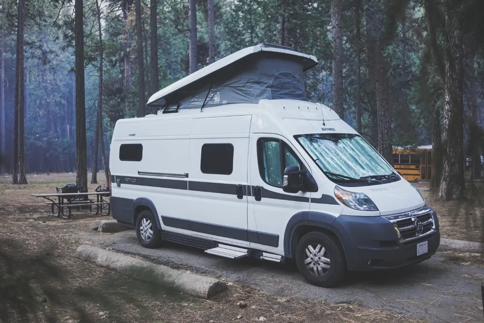 "The Family Vandalorian" Hymer Aktiv 2.0 w/ LOFT