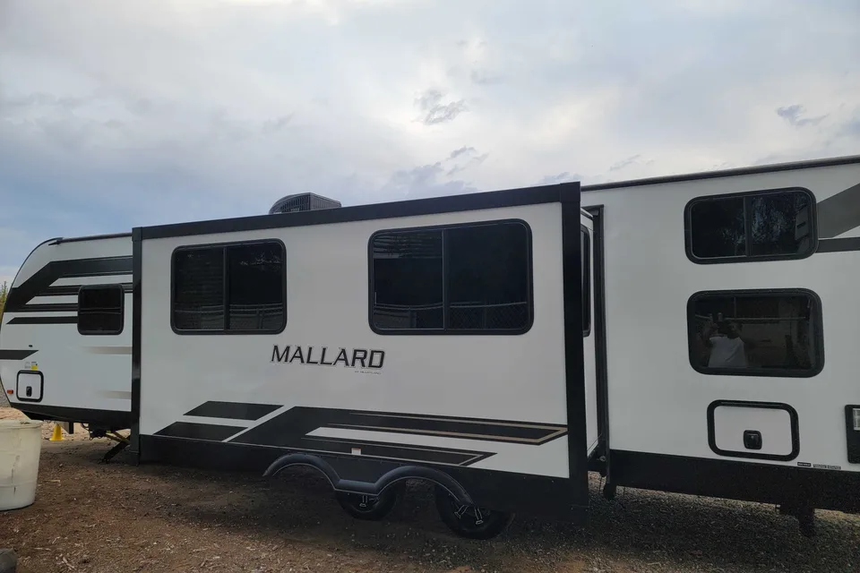 Isaac's Heartland Mallard Travel Trailer