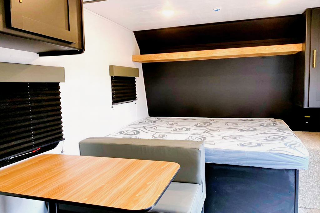 2022 Springdale RV Trailer Family & Couple Friendly