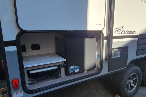 Tim's Coachmen Apex Nano 2021!! **PET FRIENDLY**