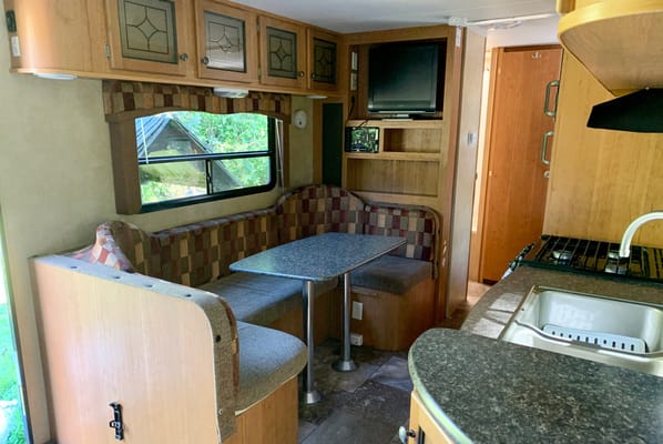 Van Island Family Camping