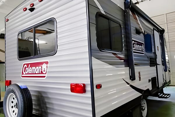 Tomie's 2019 Dutchman Coleman Lantern 2019 Dutchmen Coleman Lantern Travel Trailer