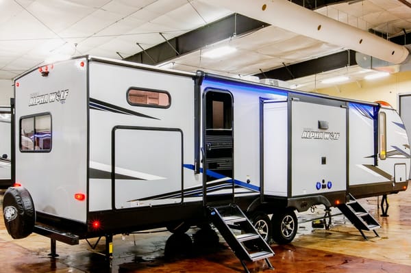 Brian's Forest River Cherokee Alpha Wolf 33BH-L Travel Trailer