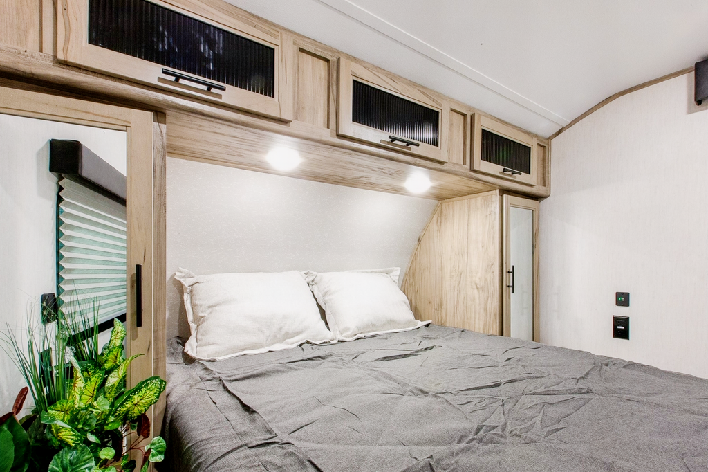 Brian's Forest River Cherokee Alpha Wolf 33BH-L Travel Trailer