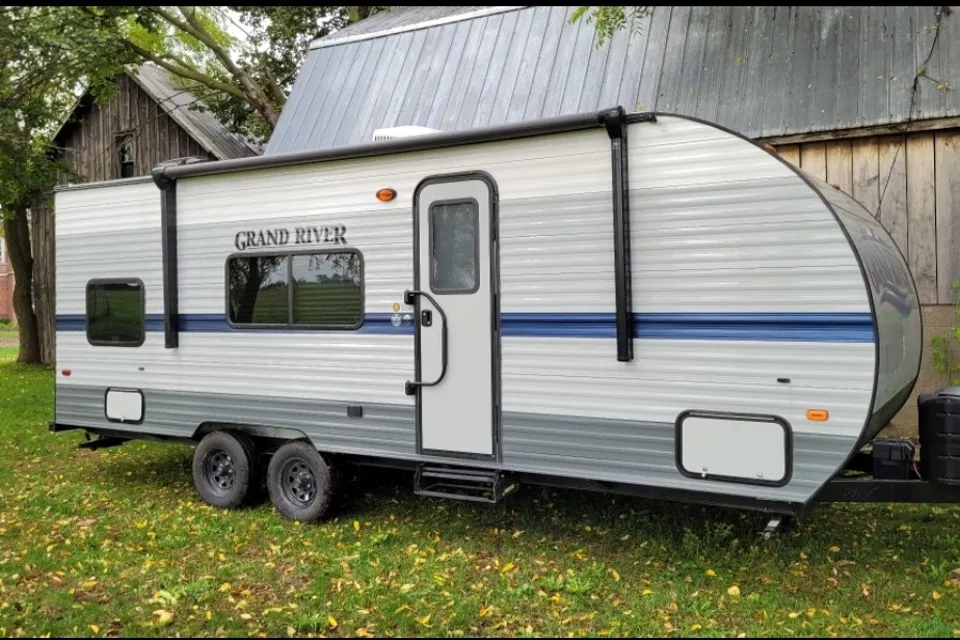 3 Acres Farm 2021 Grand River 267BHS Trailer
