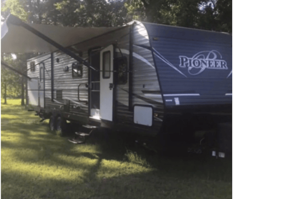 Greg’s 2019 pioneer ds320 Travel Trailer