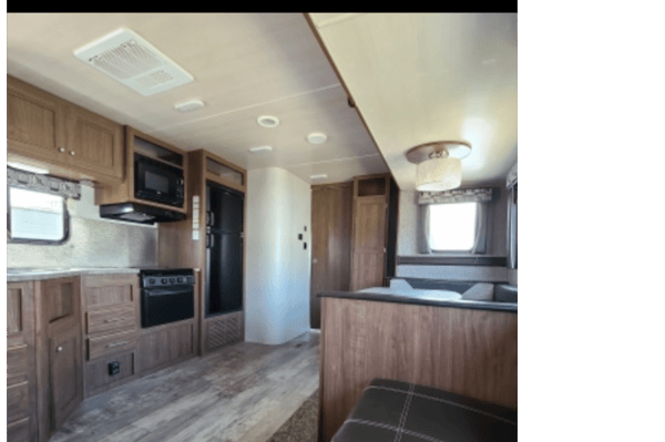 Greg’s 2019 pioneer ds320 Travel Trailer