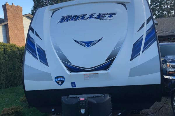Rubie's Keystone Bullet 277BHS Travel Trailer