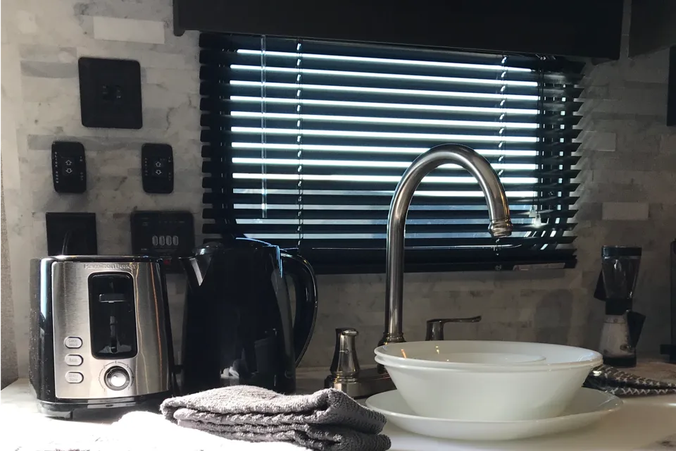 ouRVrentals1 (great couple/small family unit)