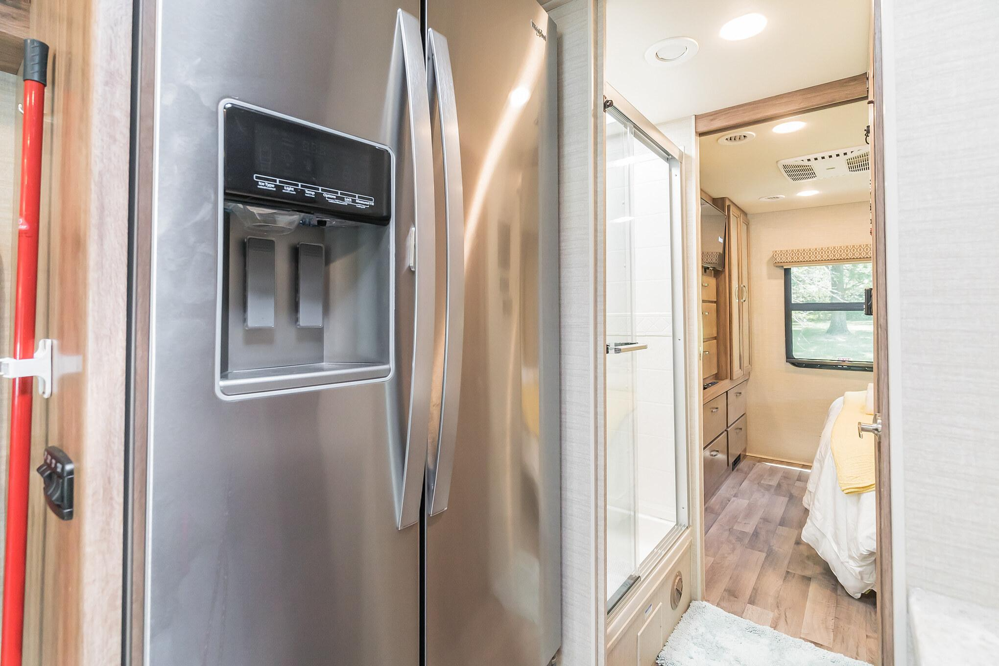 PENNIE - 2019 Jayco Precept 31 UL 