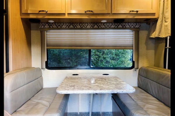 2019 Class C Motorhome with Solar Panels