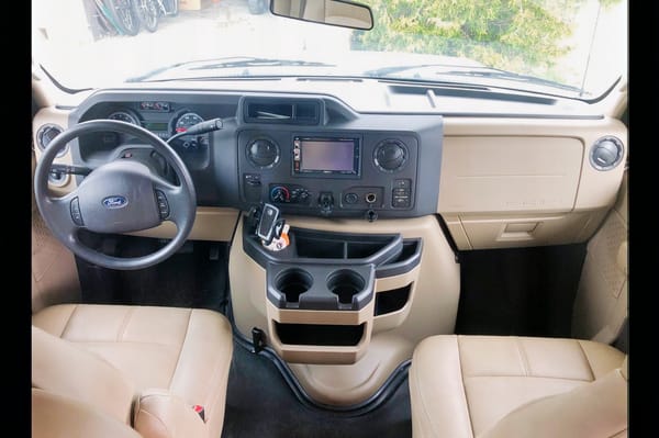 2019 Class C Motorhome with Solar Panels