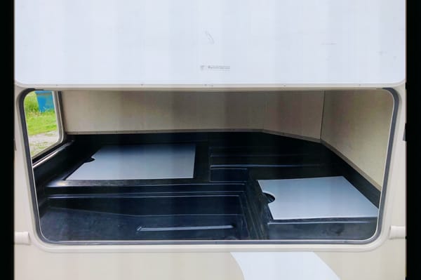 2019 Class C Motorhome with Solar Panels