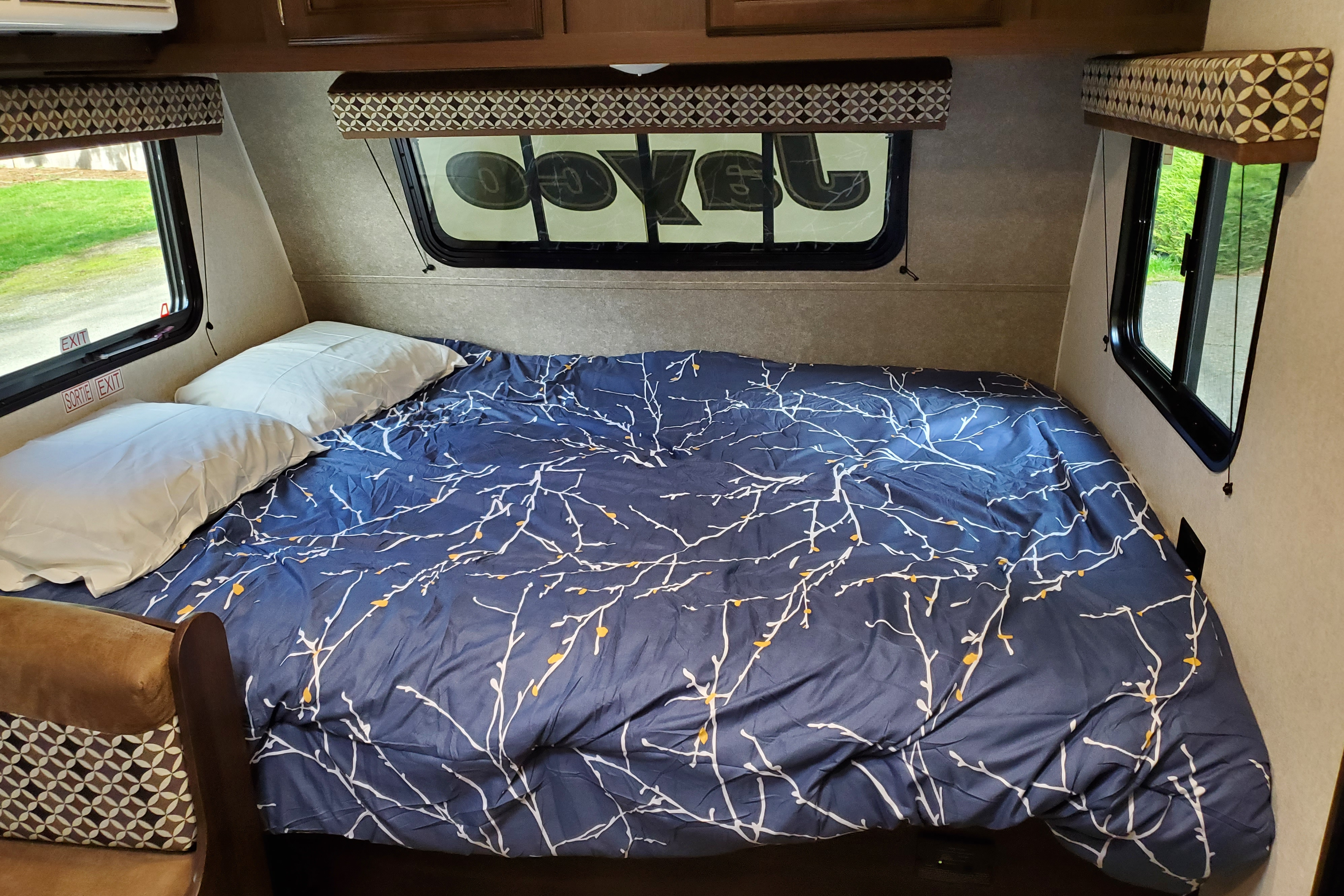 Fully Stocked - Jay Flight SLX 174BH Baja Travel Trailer "Harvey"