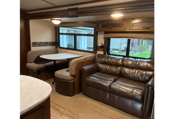 Cathy's Jayco White Hawk Ultra Lite 28DSBH Travel Trailer