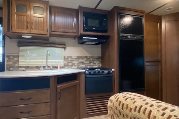 Cathy's Jayco White Hawk Ultra Lite 28DSBH Travel Trailer