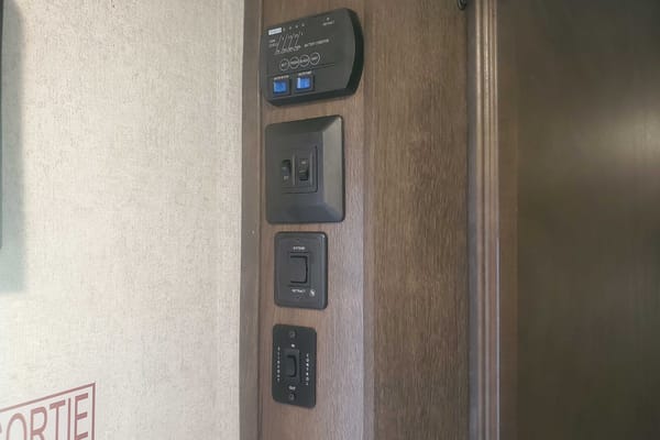 Starcraft 24rls Travel Trailer