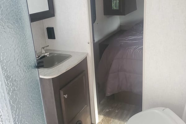 Starcraft 24rls Travel Trailer