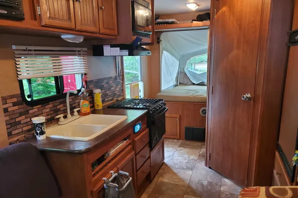 Jayco x19h Hybrid - Ultra Lite