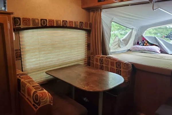 Jayco x19h Hybrid - Ultra Lite